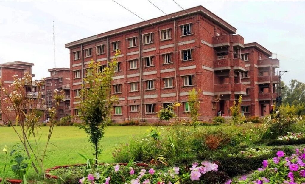 shaheed zulfiqar ali bhutto medical university islamabad - universities in islamabad - ahgroup-pk