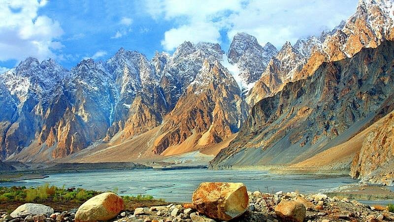 hunza valley - northern areas of pakistan - ahgroup-pk