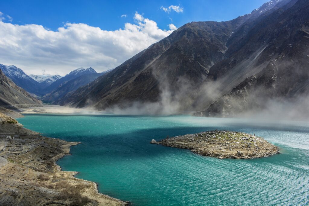 satpara lake - lakes in pakistan - ahgroup-pk